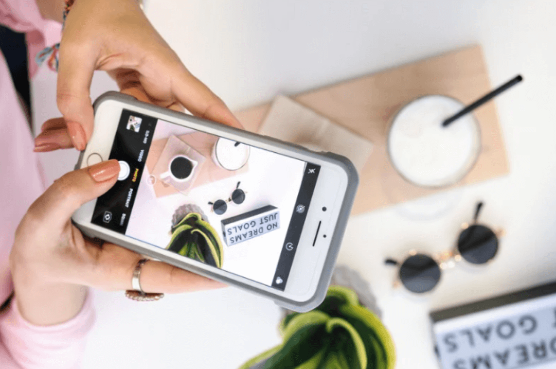 How to Take Stunning Photos With Your Smartphone: a Step-By-Step Guide